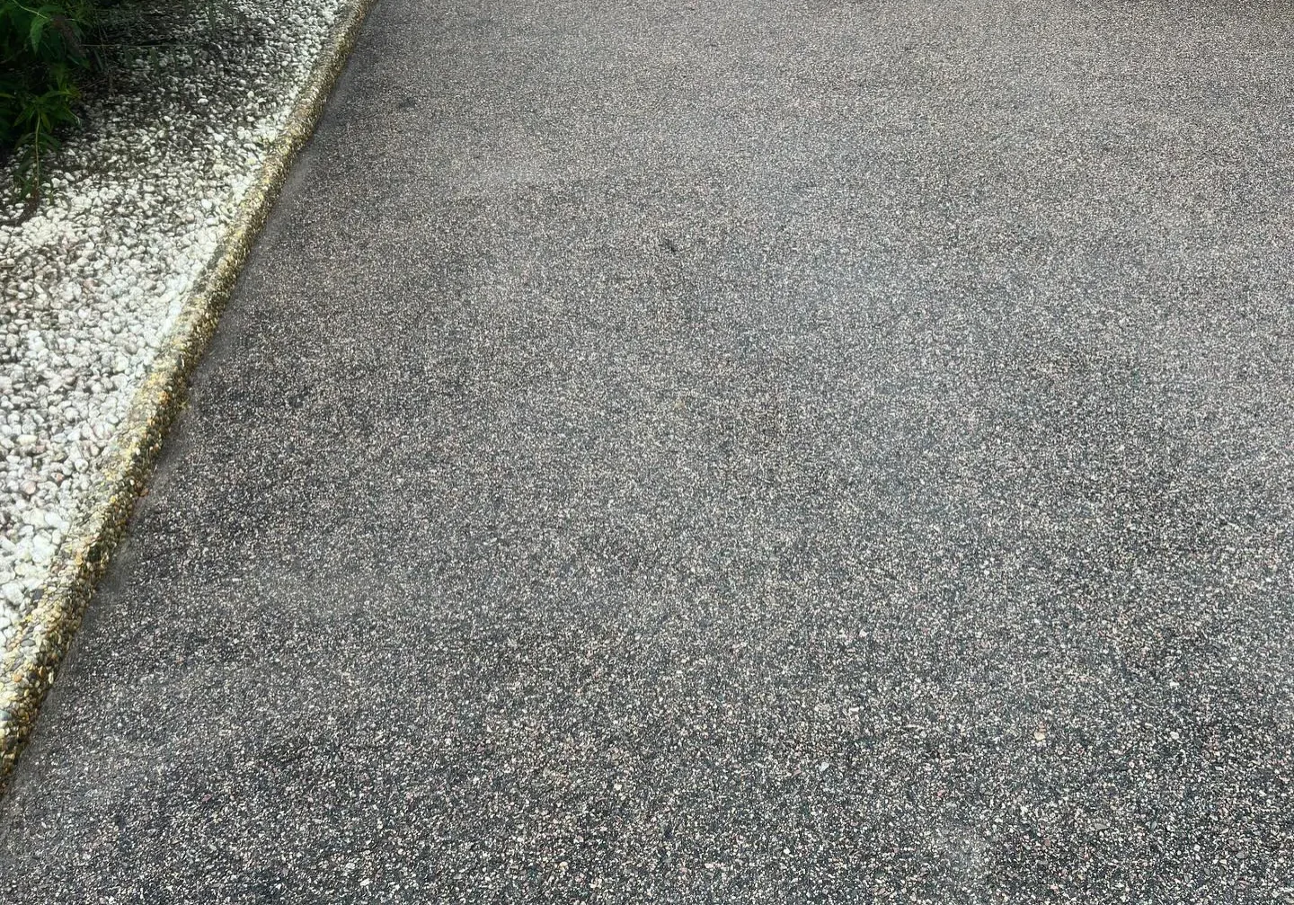 Asfalt efter en utförd stentvätt